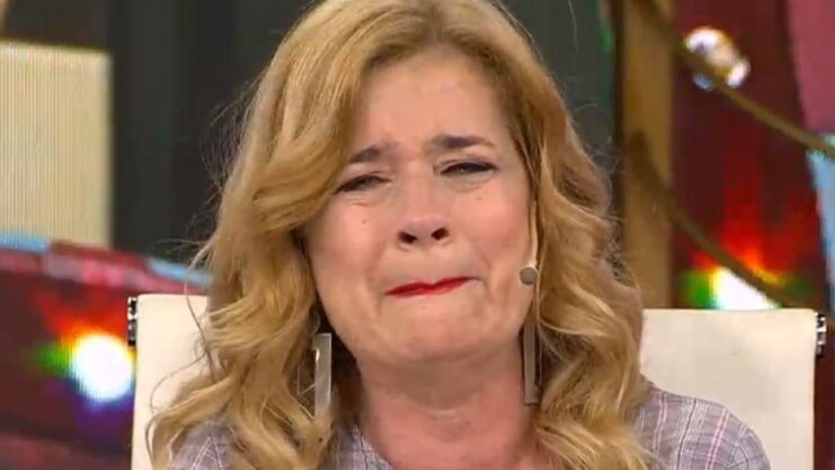 El llanto desconsolado de Mercedes Ninci tras el incendio cerca de su casa en Capilla del Monte