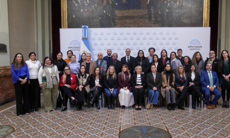 Diputados realizó una nueva reunión para coordinar asistencia humanitaria y acompañamiento de víctimas en Venezuela Diputados realizó una nueva reunión para coordinar asistencia humanitaria y acompañamiento de víctimas en Venezuela