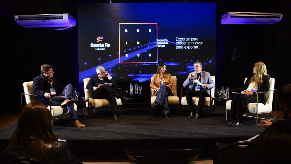 Referentes del ámbito académico y científico hablaron sobre educación en el Santa Fe Business Forum.