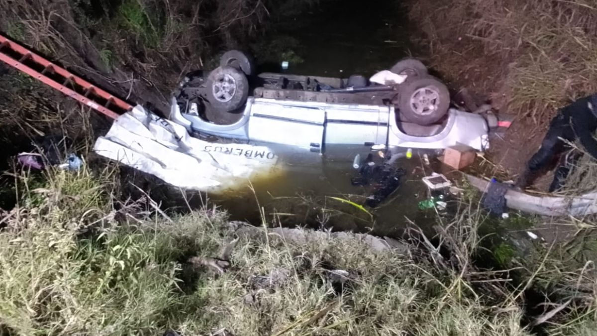 Tragedia en la Ruta Nacional 33: una mujer y una nena de 4 años murieron en un vuelco