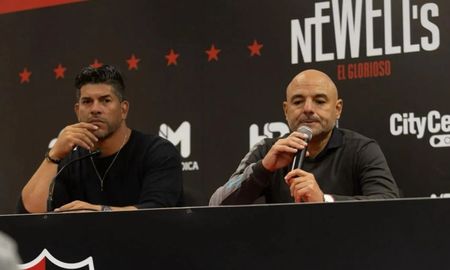 Newells busca nuevo entrenador tras la salida de Orsi y Gómez. Newells busca nuevo entrenador tras la salida de Orsi y Gómez.