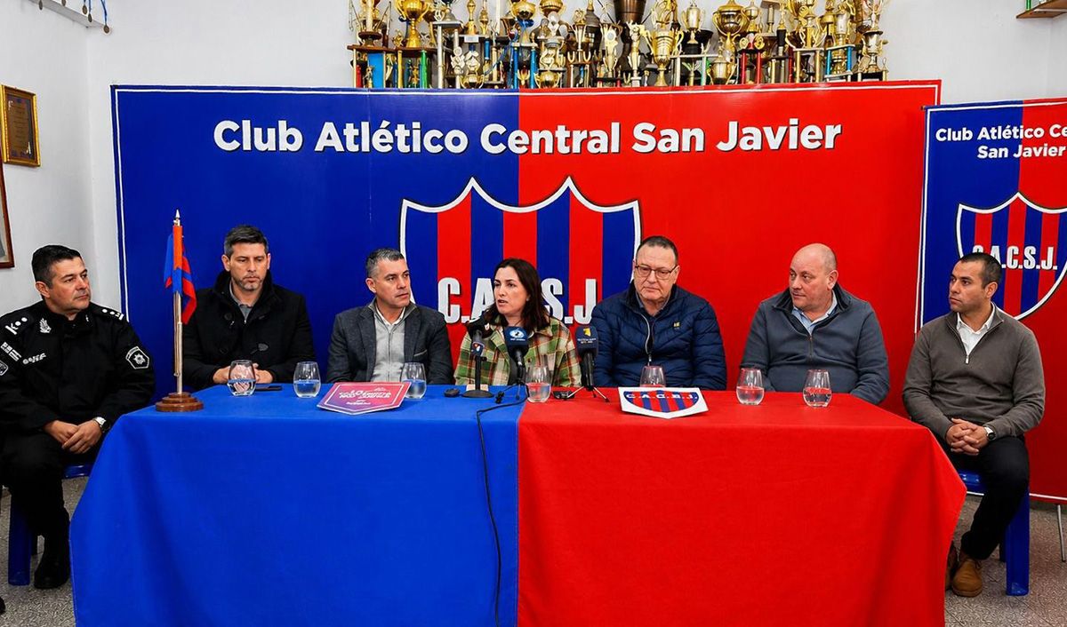 Autoridades provinciales, municipales, policiales y dirigentes deportivos presentaron el dispositivo previsto para el encuentro entre Central San Javier y Huracán de San Javier.