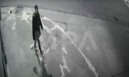 Fiscalía pide información para identificar a un hombre que quedó grabado en varias cámaras de seguridad del barrio en donde mataron a Walter Paglia. Fiscalía pide información para identificar a un hombre que quedó grabado en varias cámaras de seguridad del barrio en donde mataron a Walter Paglia.