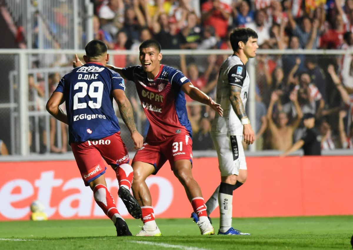 El DAD volvi&oacute; a marcar, esta vez de cabeza, y suma tres goles con la camiseta de Uni&oacute;n.