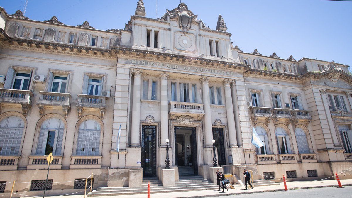 Ministerio de Seguridad de la provincia de Santa Fe, ubicado en Primera Junta 2825.