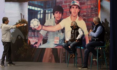 Bambi Araoz, histórico de Colón, y Nery Pumpido, leyenda de Unión, visitaron Aire de Santa Fe en la previa al clásico santafesino del domingo. Bambi Araoz, histórico de Colón, y Nery Pumpido, leyenda de Unión, visitaron Aire de Santa Fe en la previa al clásico santafesino del domingo.