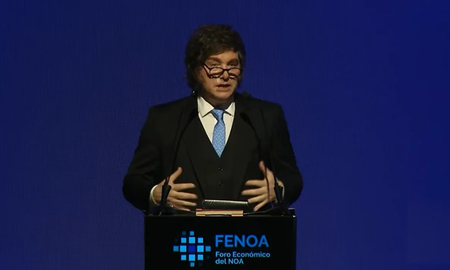 El Presidente cerró el evento y aprovechó para cuestionar la gestión de Alberto Fernández. “Es increíble que esos caraduras vengan y se quejen”, señaló. El Presidente cerró el evento y aprovechó para cuestionar la gestión de Alberto Fernández. “Es increíble que esos caraduras vengan y se quejen”, señaló.