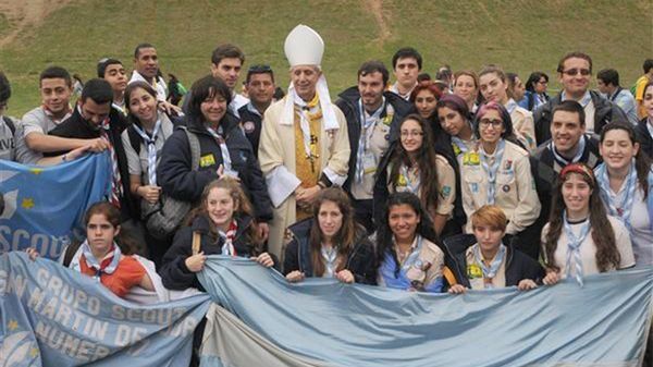 Se quiebra el vínculo entre la Iglesia y los Boy Scouts por el matrimonio gay y el aborto