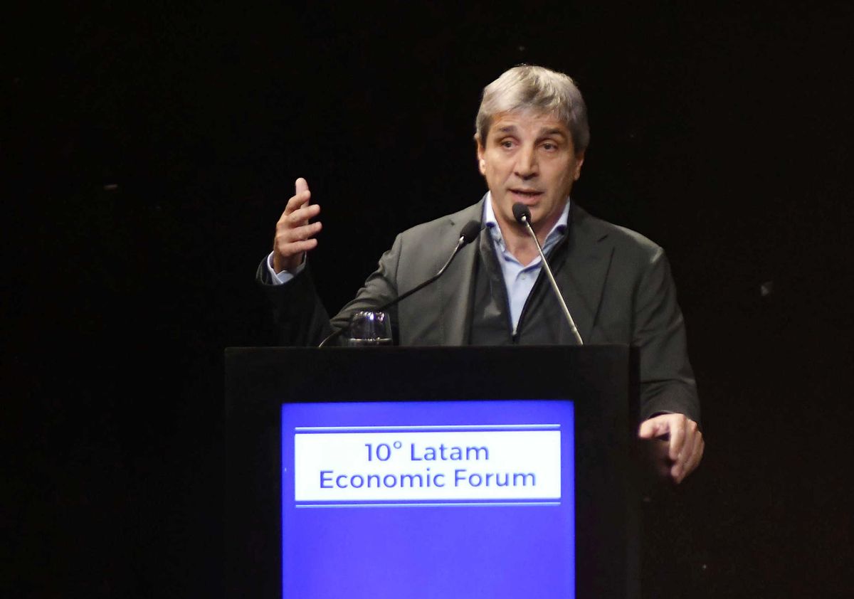 Las estimaciones están en línea con la desaceleración esperada por el Gobierno, aunque el ministro de Economía de la Nación, Luis Caputo, cree que el número puede estar más cerca del 3%. Las estimaciones están en línea con la desaceleración esperada por el Gobierno, aunque el ministro de Economía de la Nación, Luis Caputo, cree que el número puede estar más cerca del 3%.