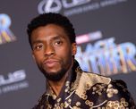 Chadwick Boseman recibió una nominación a los premios Globos de Oro. Chadwick Boseman recibió una nominación a los premios Globos de Oro.