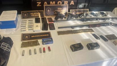 Detuvieron a nueve barras del fútbol argentino y les incautaron un arsenal