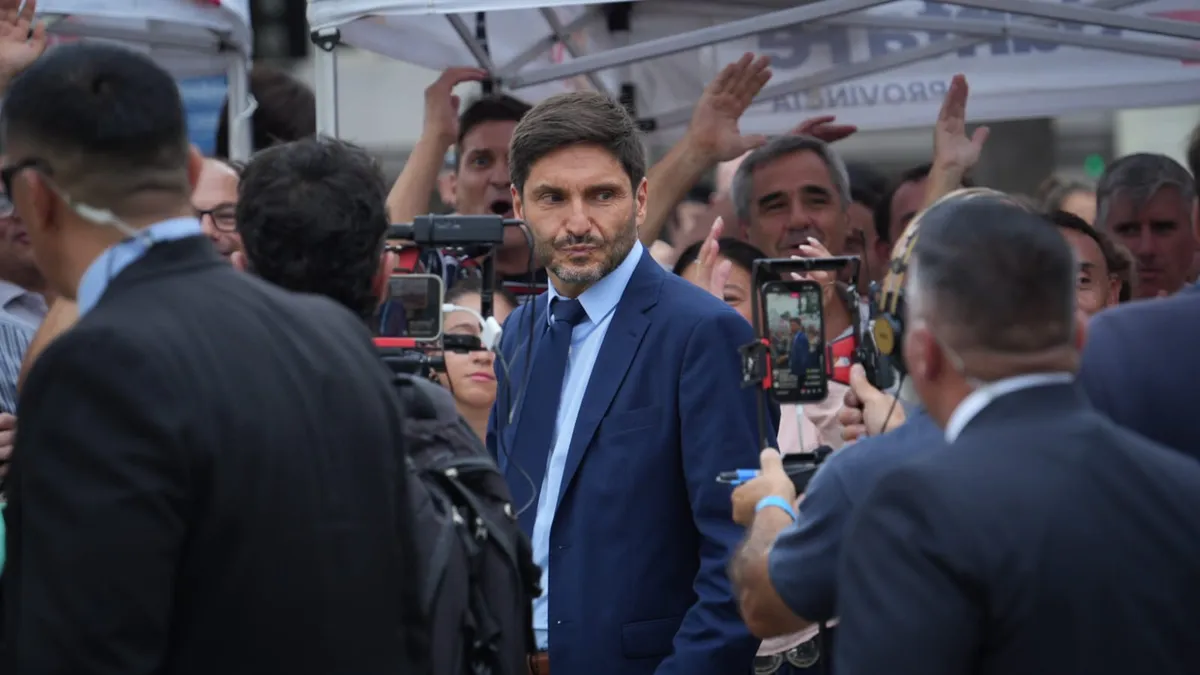 Ante las recientes protestas en la fuerza, el Ejecutivo reconoci&oacute; la legitimidad de ciertos reclamos y anunci&oacute; un paquete de medidas para mejorar las condiciones de vida de los agentes.