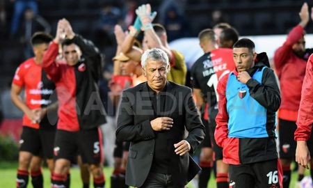 Gorosito deja de ser el entrenador de Colón. Gorosito deja de ser el entrenador de Colón.