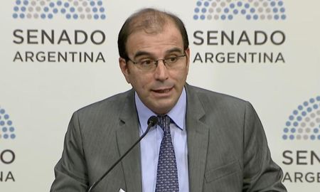 García Mansilla envió una carta al presidente Javier Milei. García Mansilla envió una carta al presidente Javier Milei.