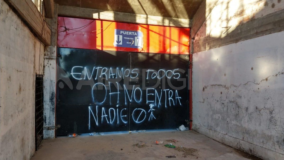La Puerta 7 de la Tribuna Sur estará cerrada. Los hinchas deberán ingresar por la cancha auxiliar.