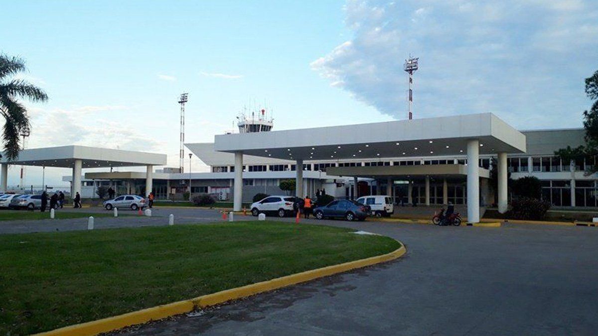 El aeropuerto de Sauce Viejo inició el proceso de certificación bajo estándares internacionales.