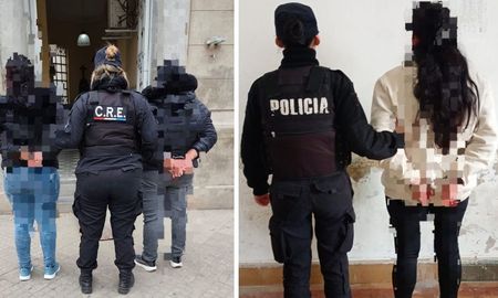 Tres aprehendidas por pelearse en un colectivo de la línea 5. Tres aprehendidas por pelearse en un colectivo de la línea 5.