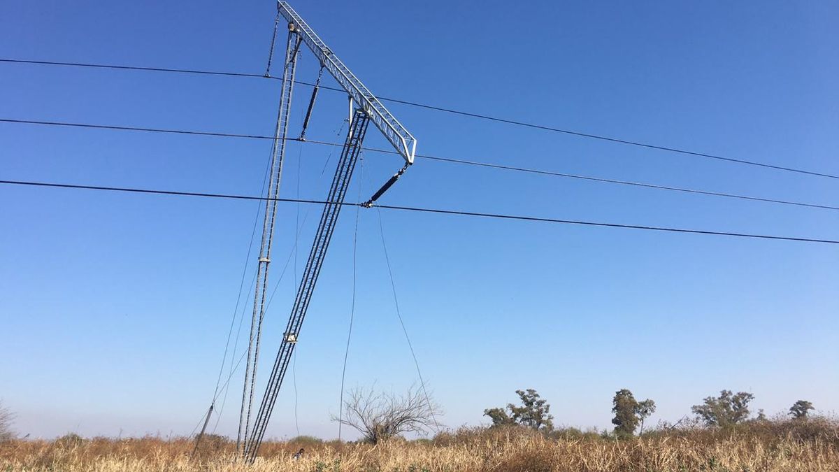 La EPE record&oacute; estas instalaciones del mismo v&iacute;nculo el&eacute;ctrico en alta tensi&oacute;n ya hab&iacute;an sido vandalizadas tambi&eacute;n en marzo, abril y julio de este a&ntilde;o.
