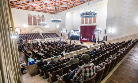 El Paraninfo de la Universidad Nacional del Litoral será nuevamente escenario para el trabajo legislativo de la Cámara de Diputados de la Provincia de Santa Fe. El Paraninfo de la Universidad Nacional del Litoral será nuevamente escenario para el trabajo legislativo de la Cámara de Diputados de la Provincia de Santa Fe.