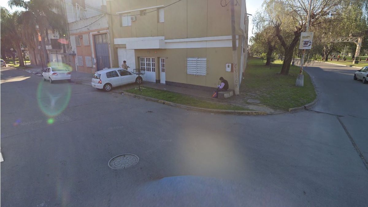 Luciano Torrent 2400: asaltaron a un joven y le dispararon para robarle la moto.