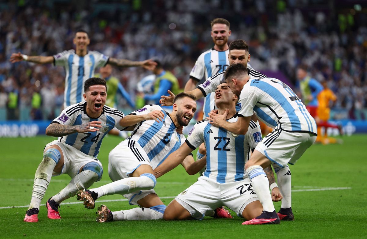 La Selección Argentina se impuso a Países Bajos en penales y avanzó a semifinales del Mundial Qatar 2022.