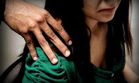 Escándalo en Italia: absolvieron a un portero que manoseó a una menor por no durar lo suficiente Escándalo en Italia: absolvieron a un portero que manoseó a una menor por no durar lo suficiente