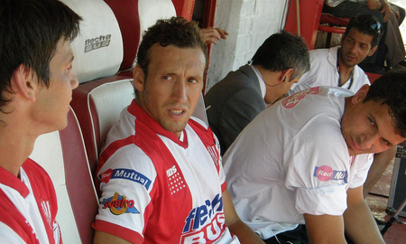 Ex jugador de Unión se cruzó con hinchas a la salida del estadio de Trigre. Ex jugador de Unión se cruzó con hinchas a la salida del estadio de Trigre.