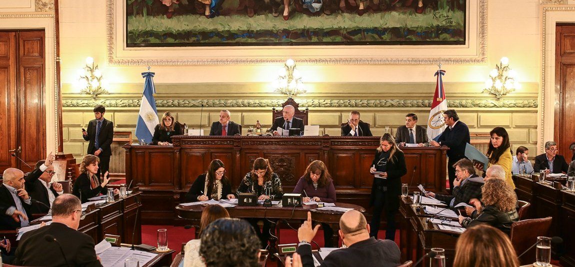 La Legislatura de Santa Fe le hizo “Ring Raje” a proyectos de alto impacto
