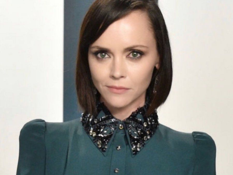 Qué es de la vida de Merlina, la nena de Los Locos Addams