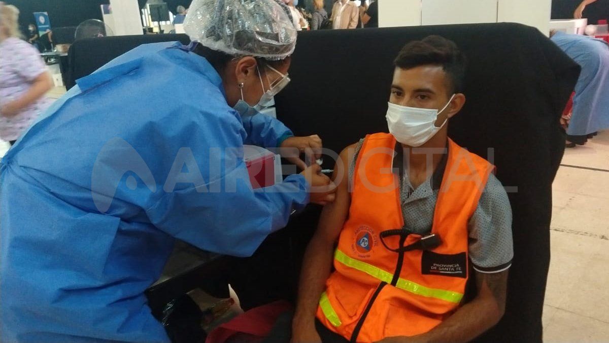 Estará destinada a personal esencial y personas entre 18 y 59 años que padecen comorbidades.