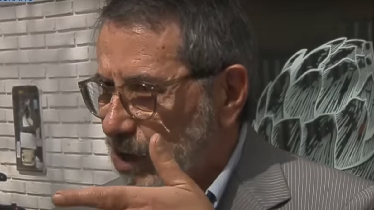 Un jubilado contó que trabaja como chofer para subsistir.