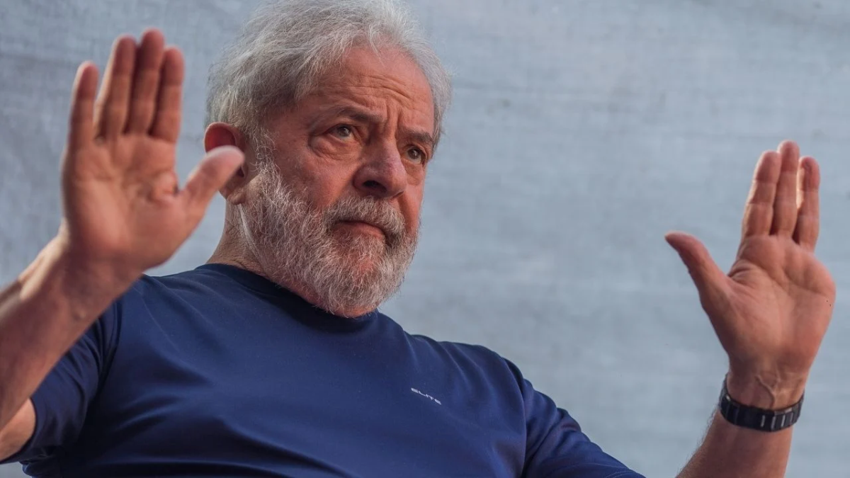 El accidente laboral que marcó las manos y la vida política de Lula da Silva.