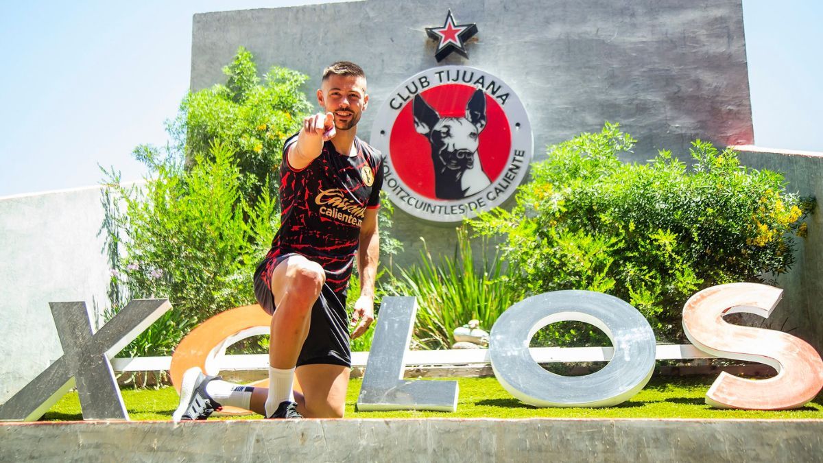 Federico Lértora fue presentado oficialmente como nuevo jugador de los Xolos de Tijuana. El chino ayer tuvo su primer entrenamiento con los rojinegros de