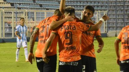 Copa Maradona: Banfield dio la sorpresa como visitante y dejó sin invicto a Atlético Tucumán