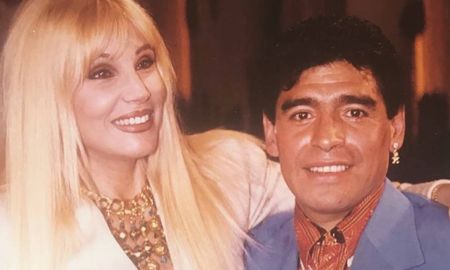 Susana Giménez junto a Diego Maradona en su programa. Susana Giménez junto a Diego Maradona en su programa.