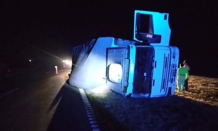 Según se informó oficialmente, el incidente fue reportado alrededor de las 2.19, con señalización y advertencias para circular con precaución. Según se informó oficialmente, el incidente fue reportado alrededor de las 2.19, con señalización y advertencias para circular con precaución.
