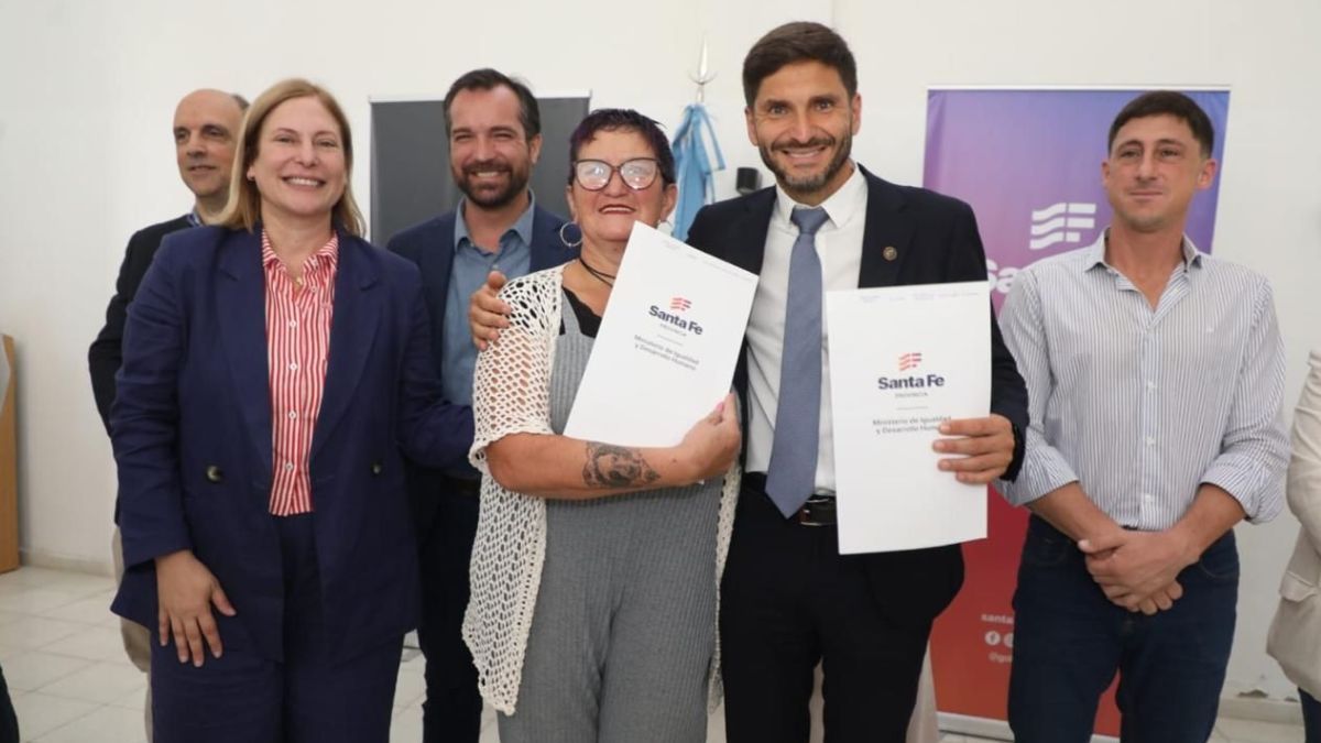 Regularización dominial: más familias de los 19 departamentos accedieron a su escritura en 2025