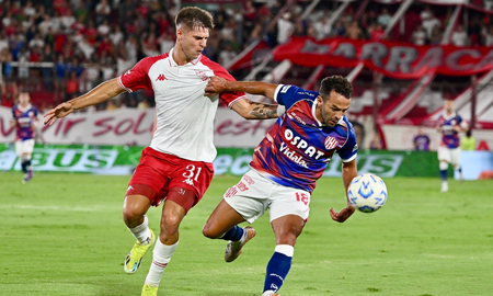 Unión iguala sin goles ante Huracán en el Palacio Ducó, por la sexta fecha del Apertura Unión iguala sin goles ante Huracán en el Palacio Ducó, por la sexta fecha del Apertura