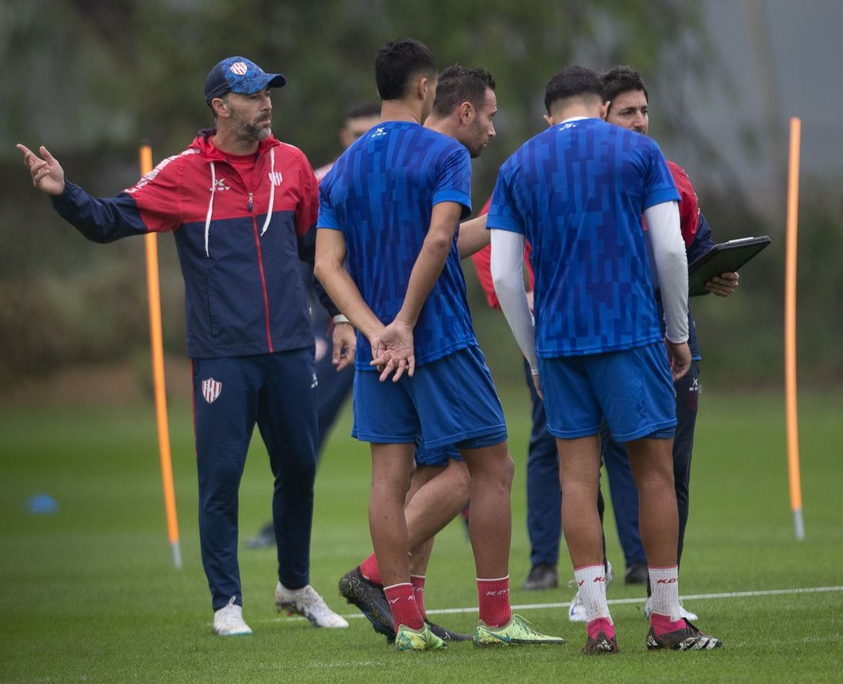 Unión trabaja en la puesta a punto de cara a lo que será su debut en el torneo de la Liga Profesional 2024. Unión trabaja en la puesta a punto de cara a lo que será su debut en el torneo de la Liga Profesional 2024.