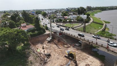 Nuevo Puente Santa Fe - Santo Tomé: mientras aguarda la llegada de las primeras vigas, el Gobierno Provincial ya construyó más de la mitad de las pilas