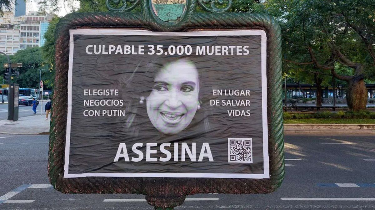 Alberto Fernández repudió el uso de la imagen de Cristina Kirchner en carteles que la tildan de asesina