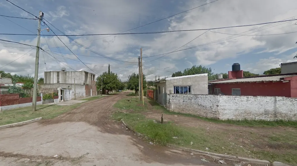 El cómplice del joven asesinado fue atrapado por los vecinos y recibió una golpiza por los mismos.