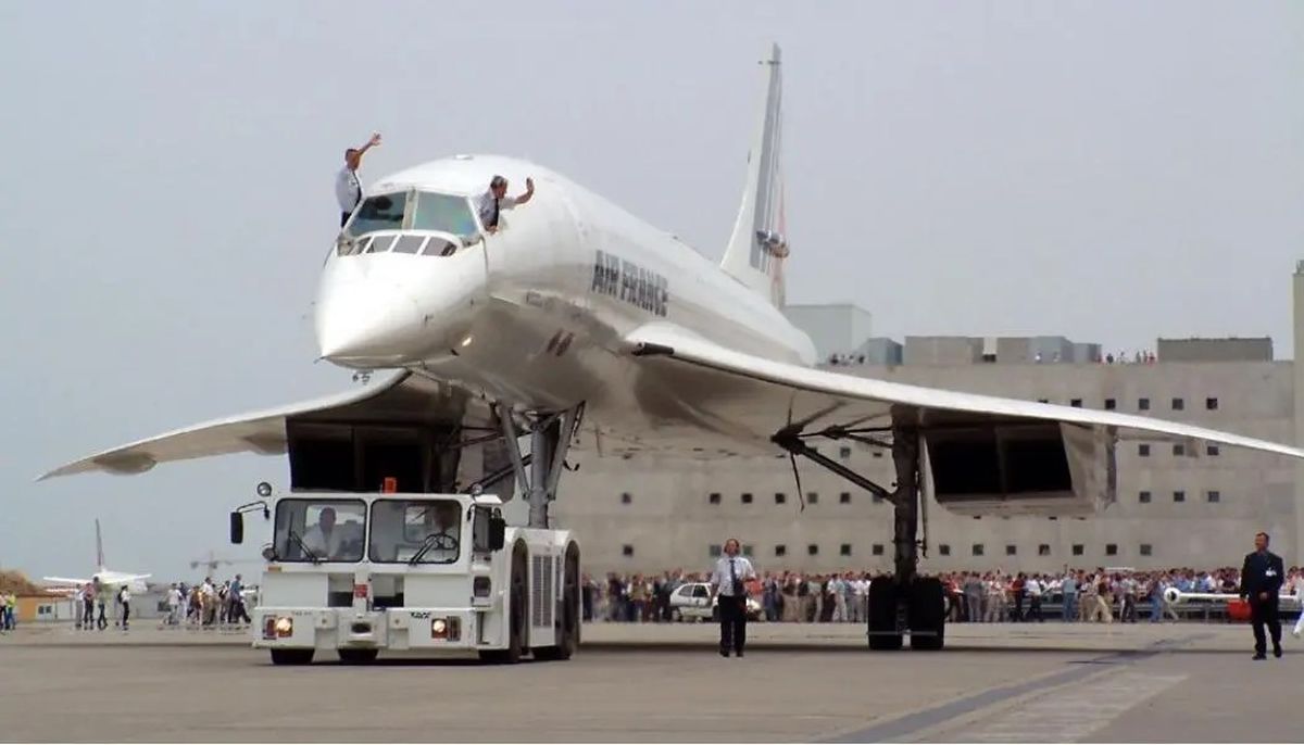 El último vuelo de un Concorde de Air France se realizó el 27 de junio de 2003, cuando el avión matrícula F-BVFC cubrió el trayecto París-Toulouse al mando del comandante Henri Gilles Fournier, junto con el primer oficial Eric Tonnot, el ingeniero de vuelo Daniel Casari, y seis tripulantes de cabina.