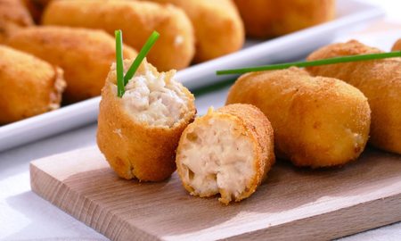 Cómo hacer croquetas de pollo súper fáciles: la receta simple y con pocos ingredientes Cómo hacer croquetas de pollo súper fáciles: la receta simple y con pocos ingredientes