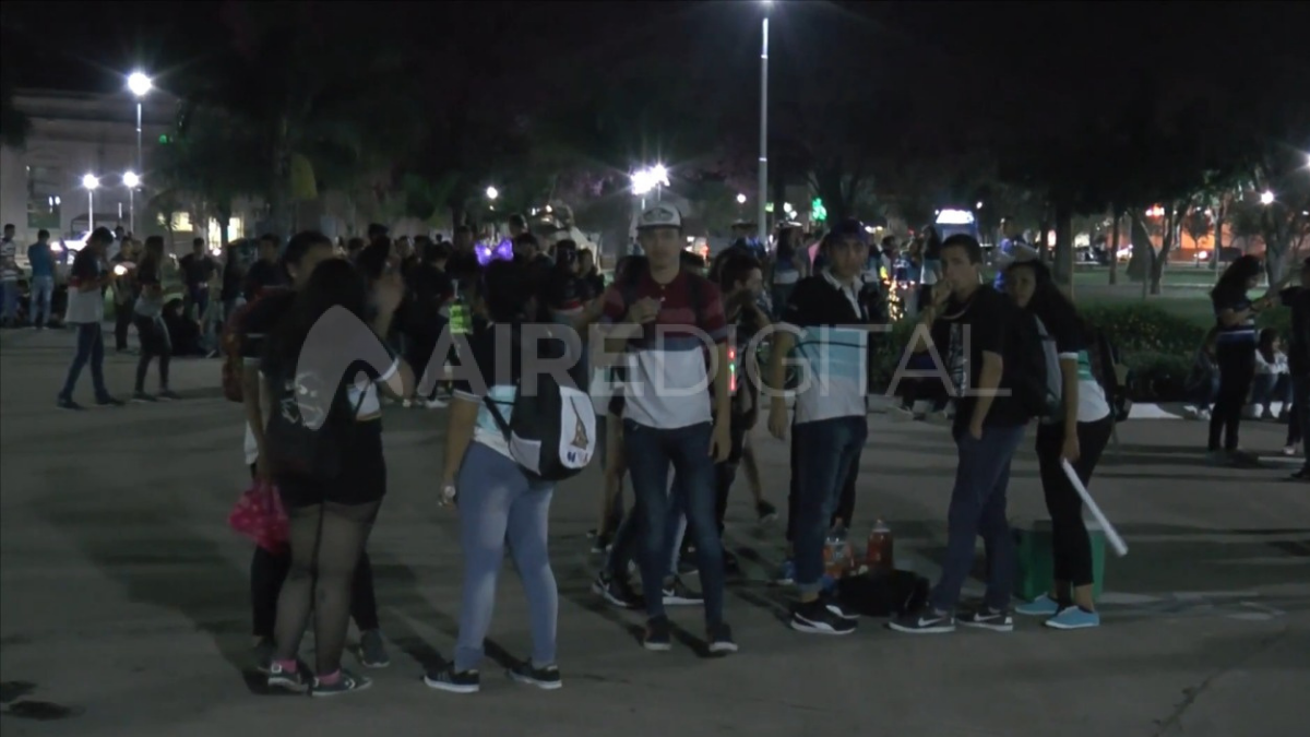 Los jóvenes desafían la pandemia de coronavirus en Reconquista