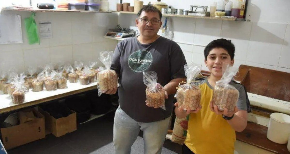 Cocinó 400 panes dulces y los donó para la gente que va a comedores
