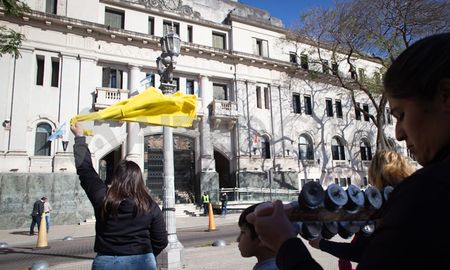 El lunes a la mañana comienza el juicio por el Caso M, un caso de abuso sexual infantil en San José del Rincón. El lunes a la mañana comienza el juicio por el Caso M, un caso de abuso sexual infantil en San José del Rincón.