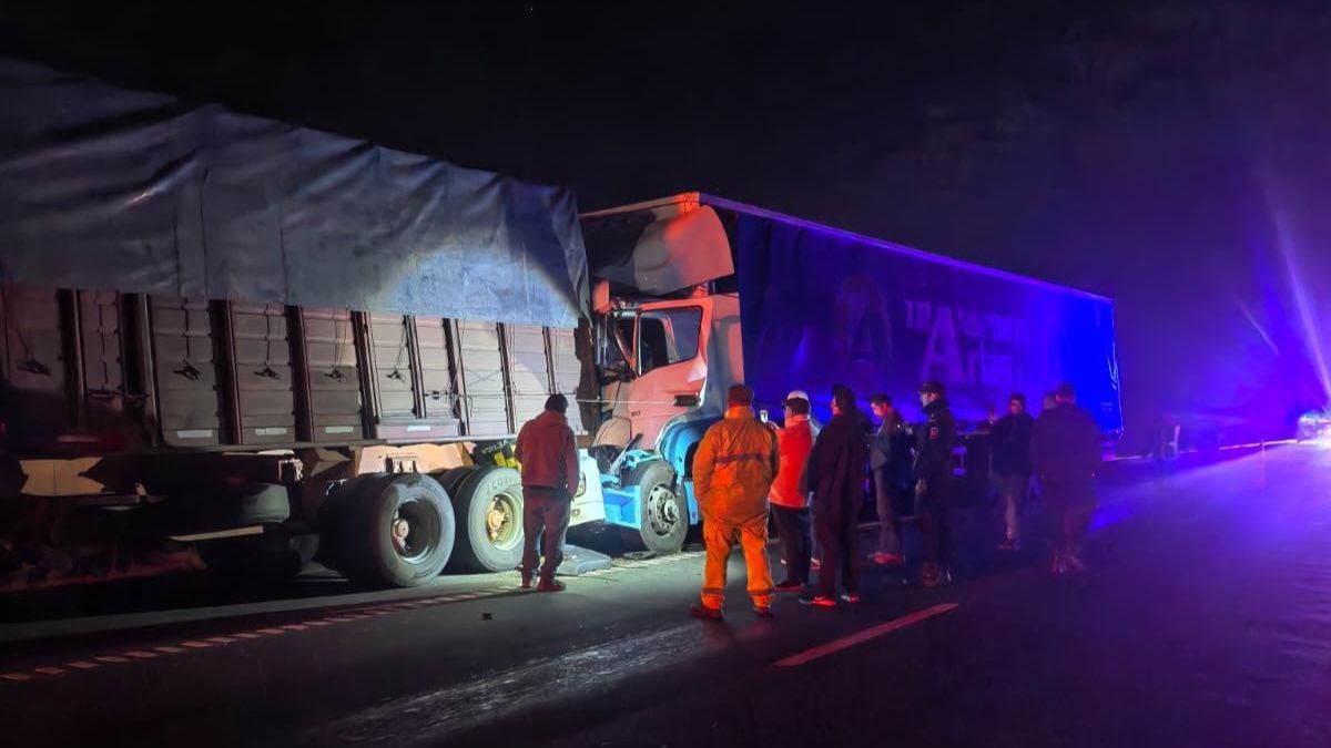 El accidente se produjo durante la madrugada. El accidente se produjo durante la madrugada.