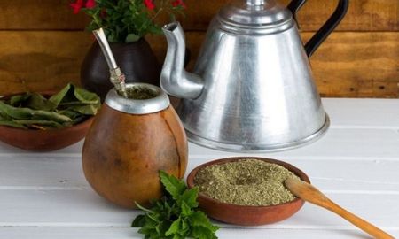Yuyos para el mate: cuáles son y qué beneficios tienen