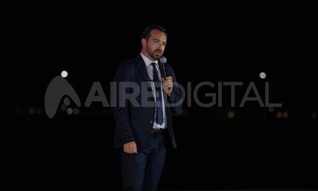 Con el móvil de AIRE presente en el lugar, Miguel Weiss Ackerley se refirió al nuevo puente Santa Fe - Santo Tomé. Con el móvil de AIRE presente en el lugar, Miguel Weiss Ackerley se refirió al nuevo puente Santa Fe - Santo Tomé.